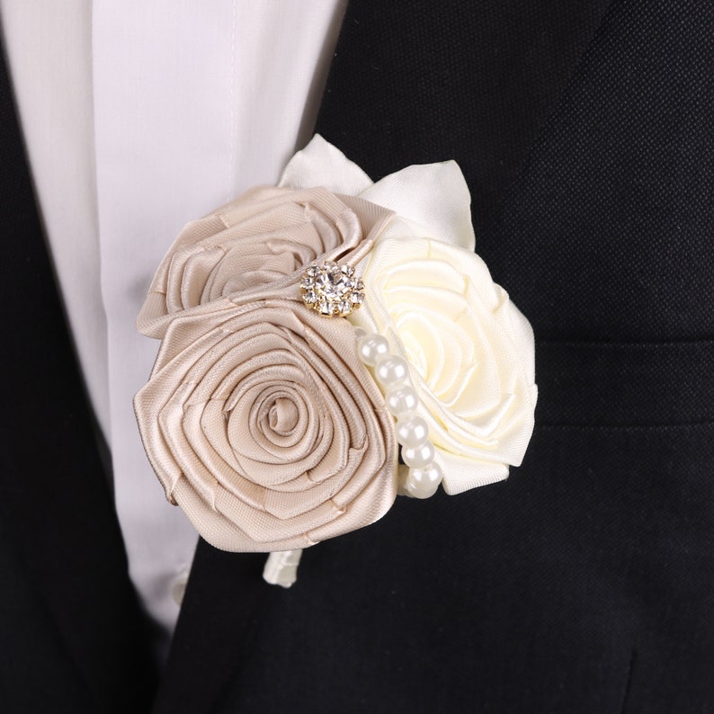 Champagne wedding boutonniere Satin boutonniere for men Ivory and Champagne boutonniere Grooms boutonniere Groomsmen pin Wedding buttonhole