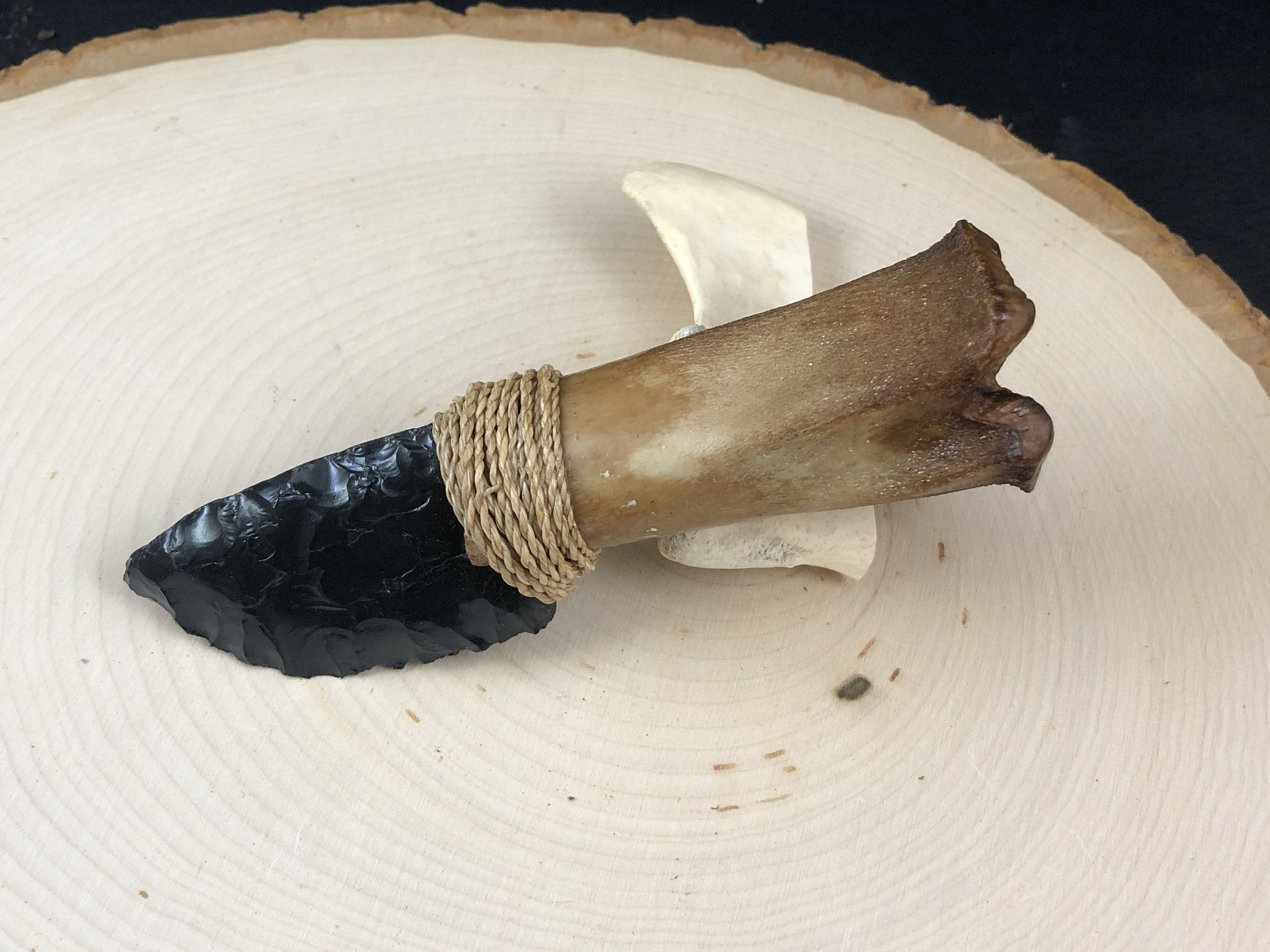 Small Obsidian Skinning Knife 18015