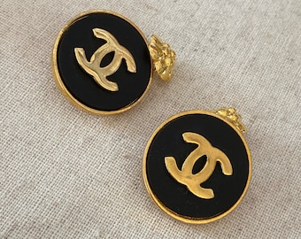 Vintage CHANEL CC Logo Monogram Black Gold Cuff Links with CAMELLIA Flower Floral Detail