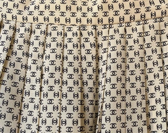 Vintage CHANEL CREATIONS Paris CC Logo Print Blue Off-White Pleated A line Skirt