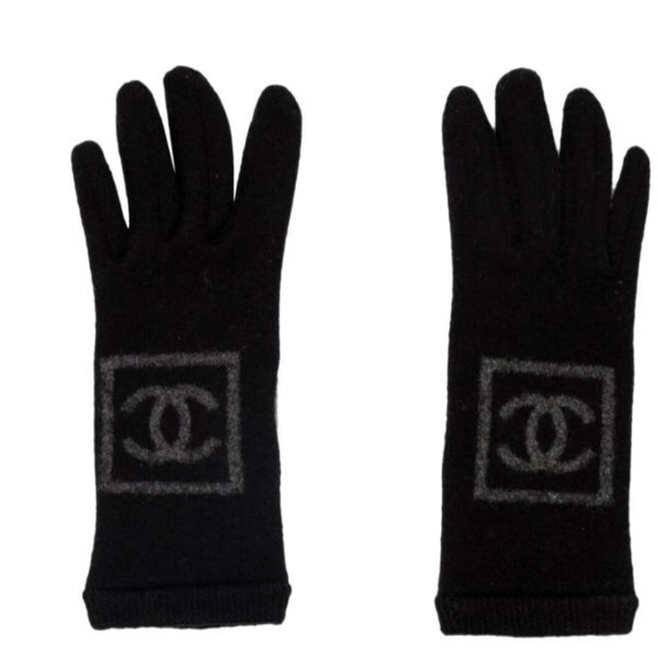 Vintage CHANEL CC Logo Black Gray Wool Sport GLOVES size S/M