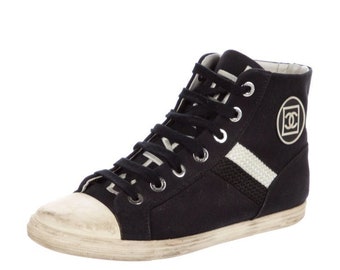 CHANEL Letras Logo Negro Blanco Tops Sneakers Etsy España