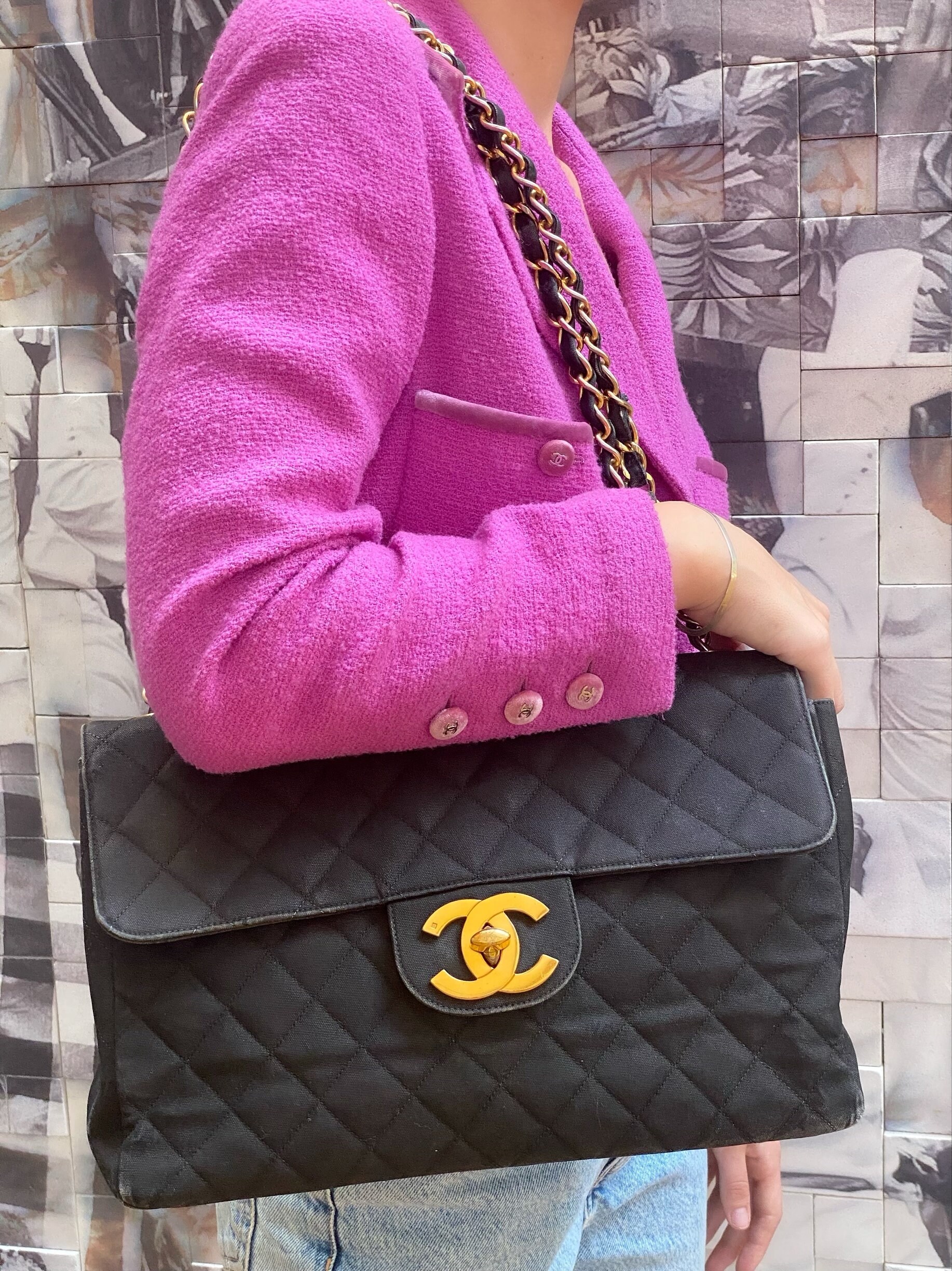 Vintage 90's CHANEL Jumbo Letters Script Maxi CC Logos 