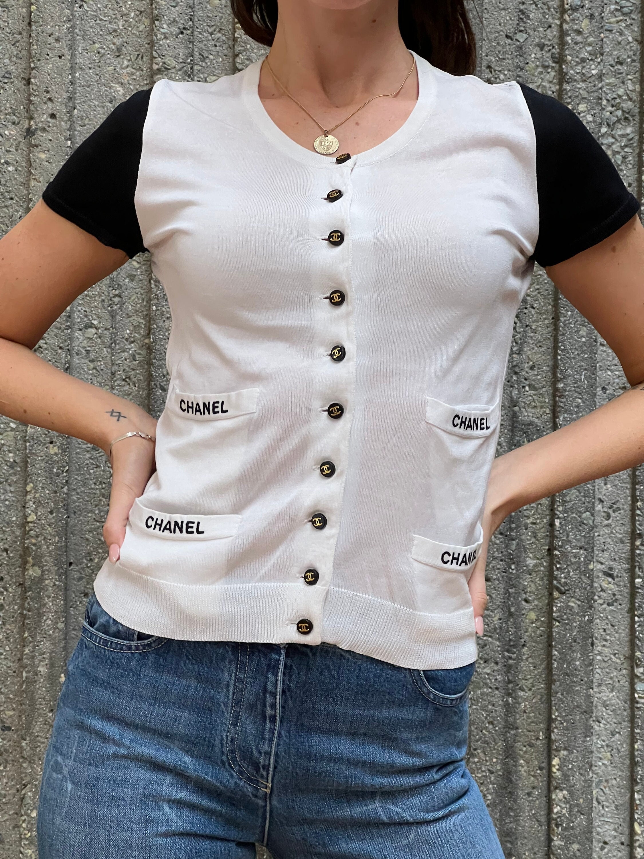 Vintage CHANEL 1996 LETTER CC Logo Monogram Button White Black
