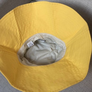 Vintage CHANEL CC Logo Monogram Linen Canvas Yellow Large Bucket Sun Beach Hat Visor image 6