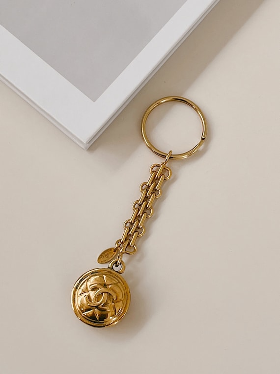 Vintage 90's CHANEL CC Logo Gold Medallion Bag Charm 