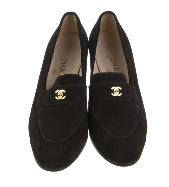 Chanel CC Logo Turnlock Loafers Black Leather - G38147 Y55427 K3120 - US