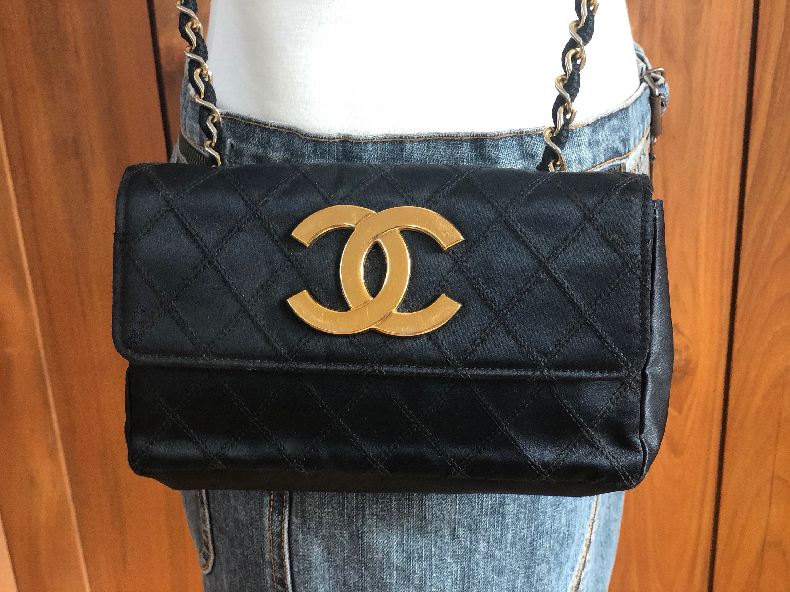 Chanel CC Logo Vintage Mini Bag