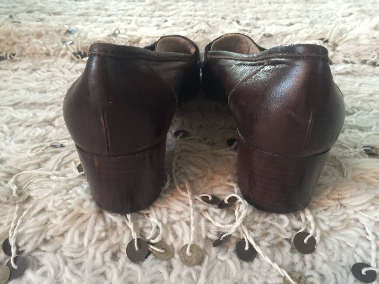 vintage chanel cc turnlock logo brown leather loafers flats driving shoes smoking slippers ballet flats eu 37 us 6 - 6.5