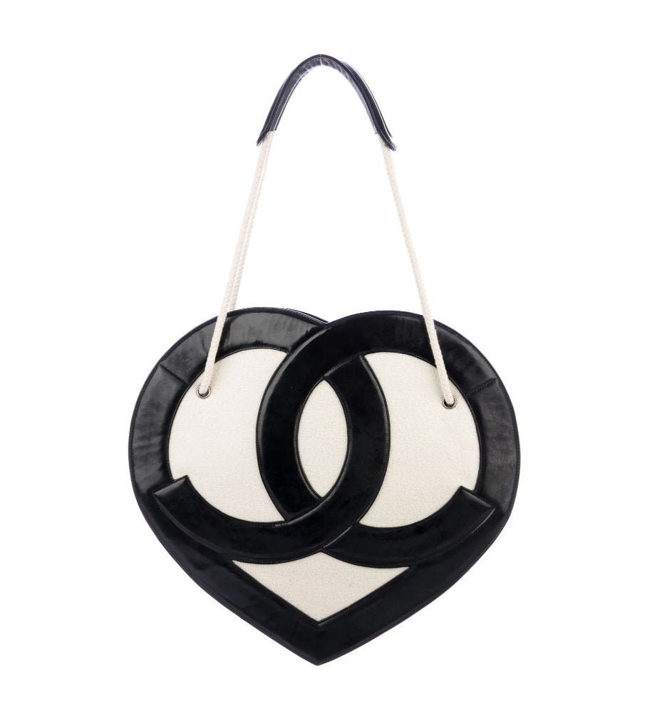 Vintage heart chanel bag Clearance