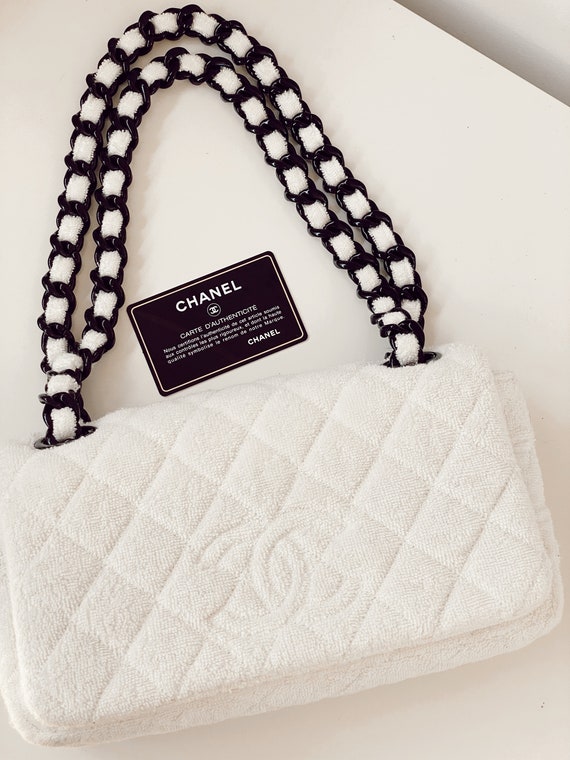 CHANEL, WHITE QUILTED TERRY CLOTH TOTE BAG