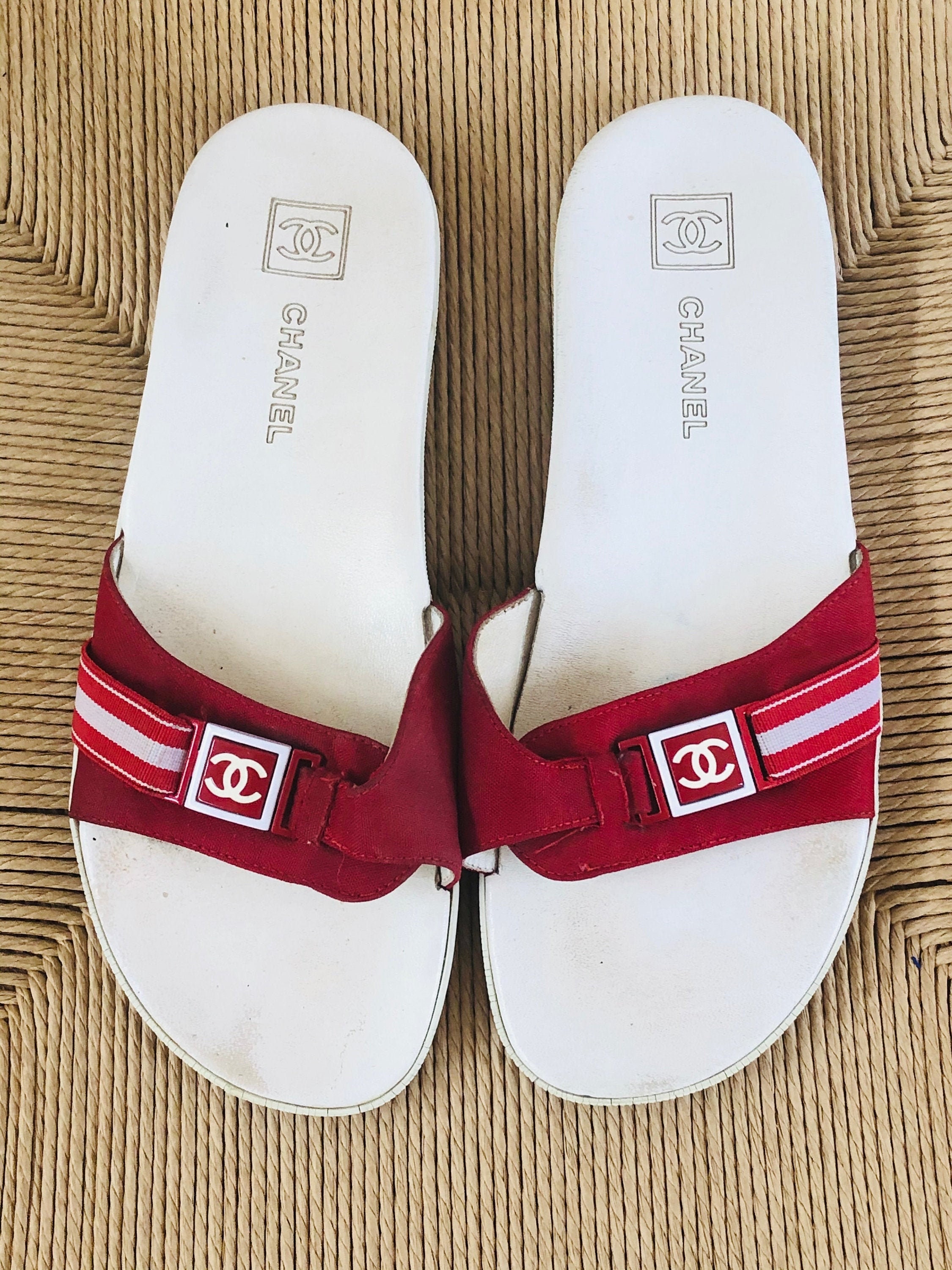 Vintage CHANEL CC Logo Red White Blue Flats Mules Slip on - Etsy Denmark Vintage CHANEL CC Logo Red White Blue Flats Mules Slip on - Etsy Denmark