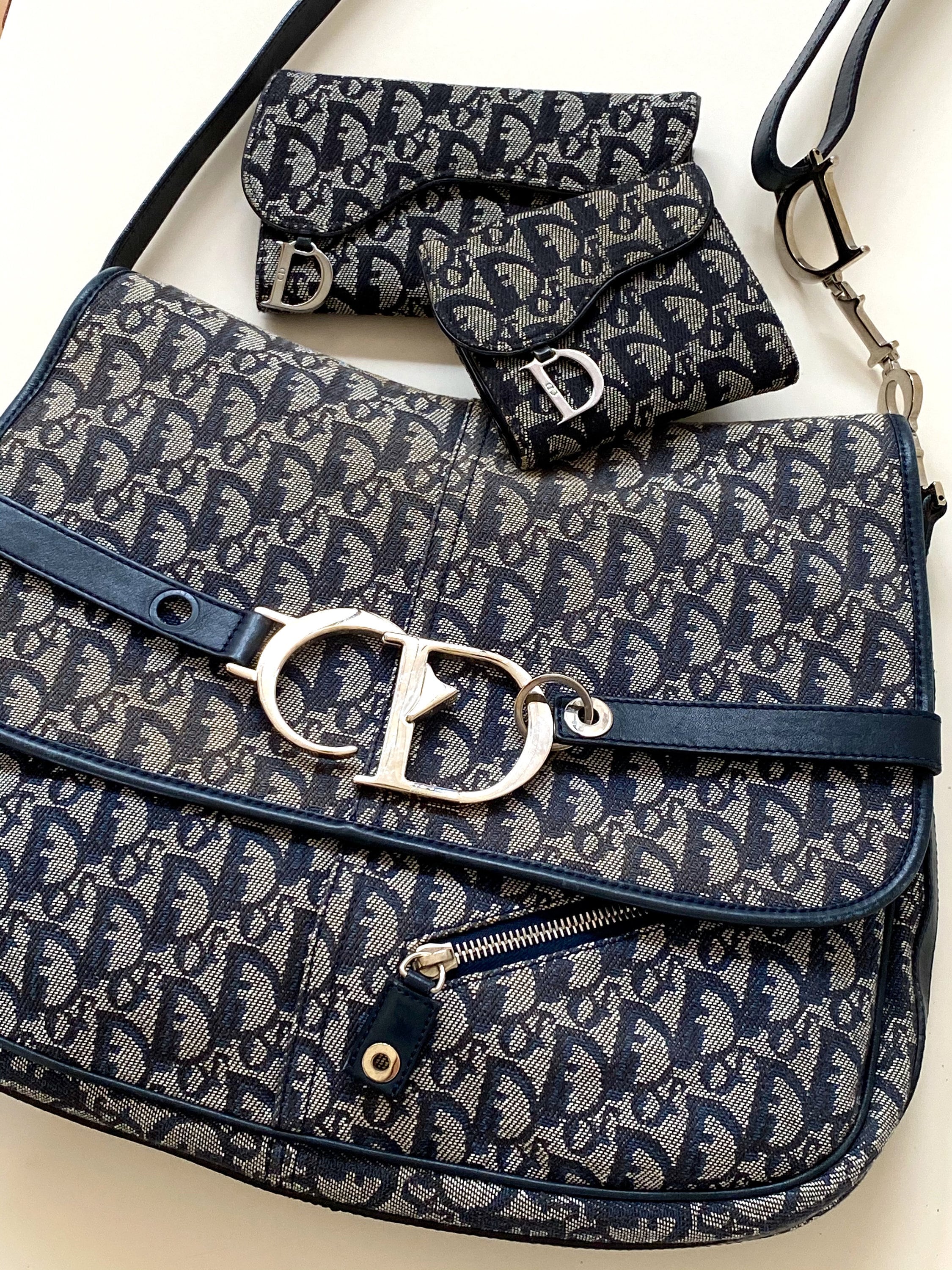 Vintage 90 s CHRISTIAN DIOR Paris CD Logo Navy Diorissimo Trotter