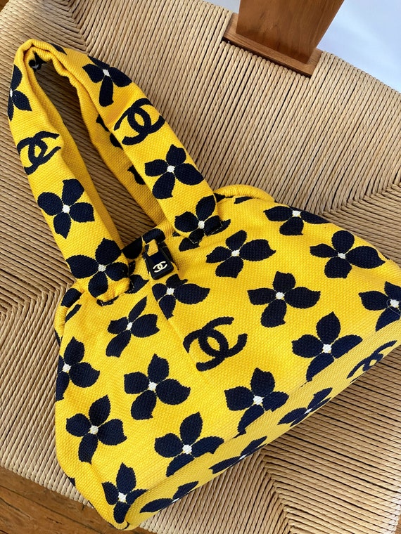 Vintage 90s CHANEL CC Logo Monogram Framed Floral Flower Print Yellow Navy  Fabric Shoulder Clutch Purse Bag Handbag 