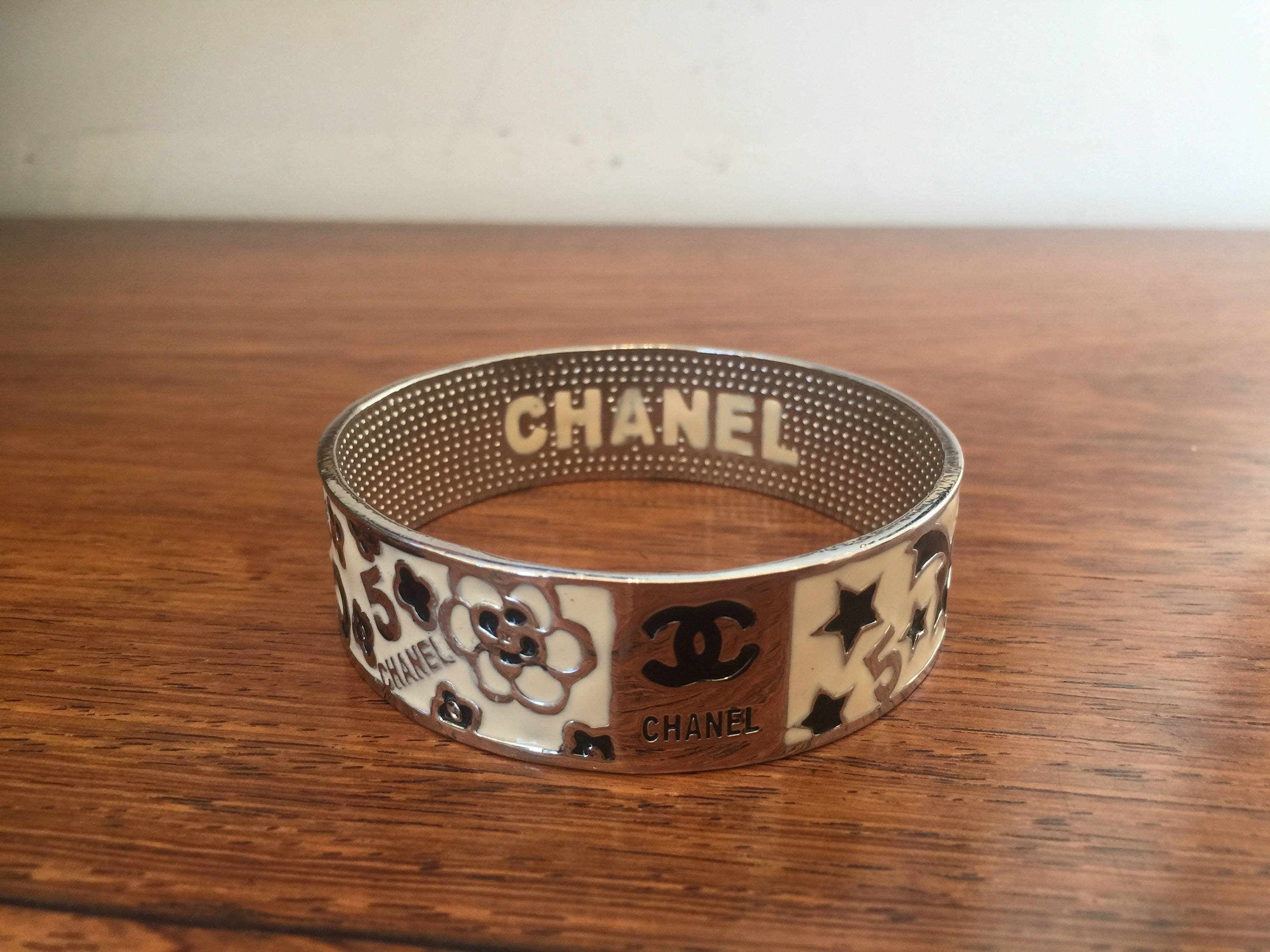 CHANEL, Jewelry, Vintage 7s Chanel Snakeskin Interlocked Cc Bracelet Rare