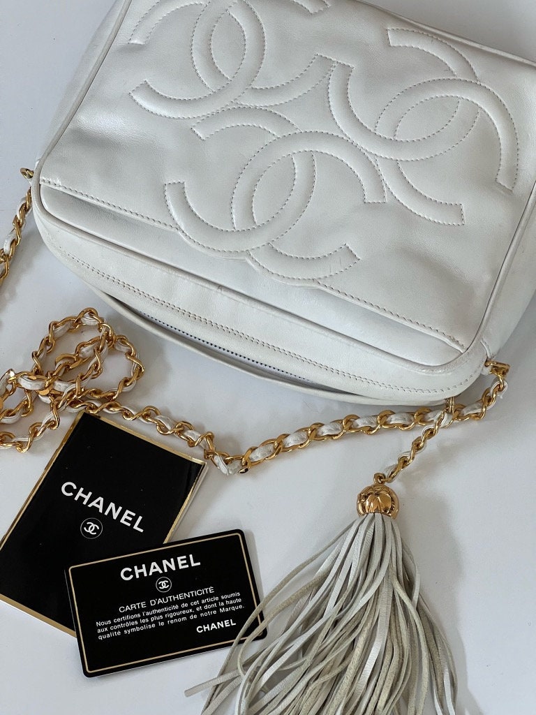 Vintage 80s Chanel White Flap Tassel Bag 