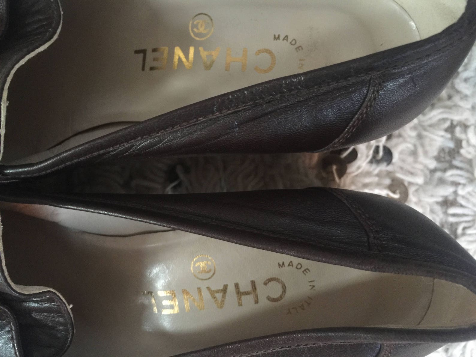 vintage chanel cc turnlock logo brown leather loafers flats driving shoes smoking slippers ballet flats eu 37 us 6 - 6.5
