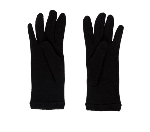 CHANEL CC Logo Leather Fingerless Gloves Black