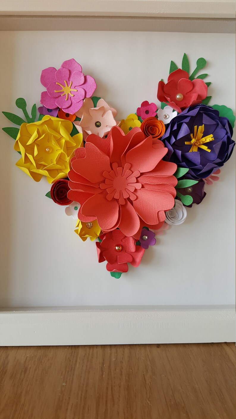 3D Floral Picture Frame Floral Heart Wall Decor
