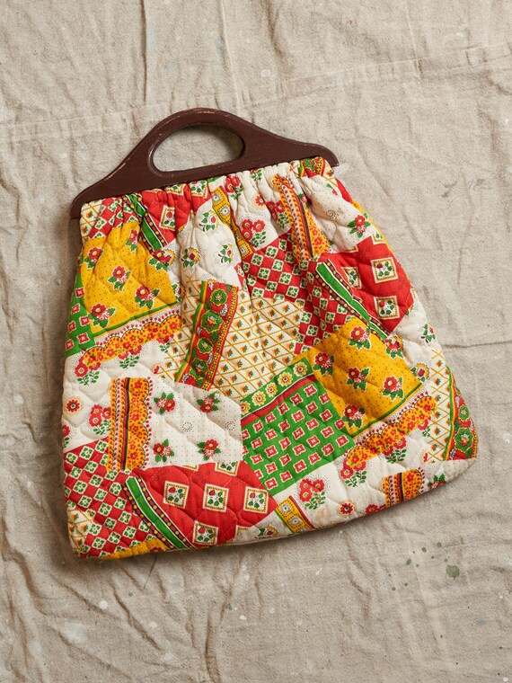 Vintage 1970s Handmade Quilted Floral Patchwork Wo