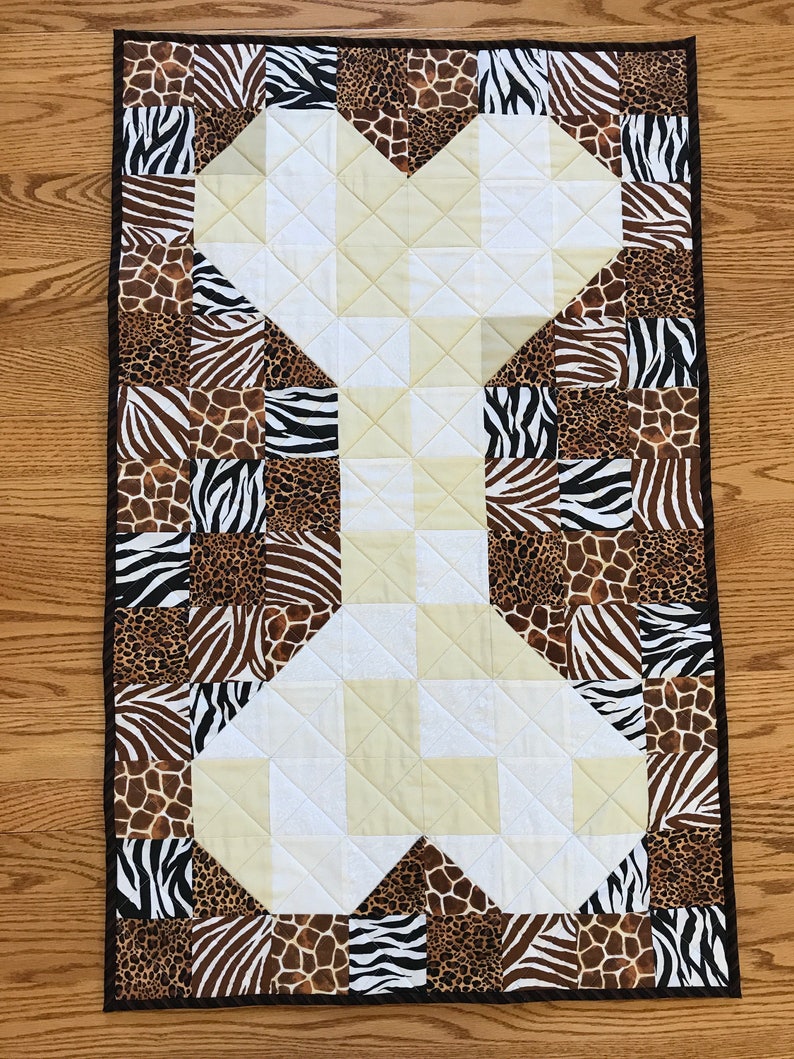 Dog Quilt Blanket Bone Pattern / Paw Pattern on Back Etsy
