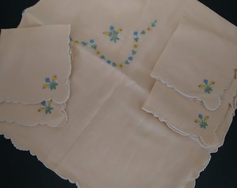 Vintage Tablecloth and Napkins -Linen Light Peach- Embroidered