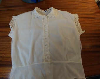 Vintage Blouse, White Chiffon, Venice Trim  Bodice, Lovely, 1950's