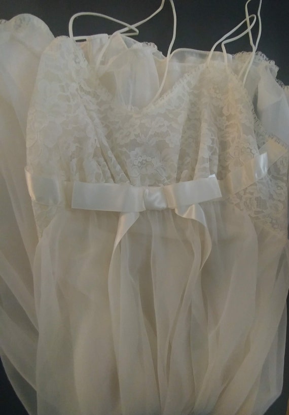 Nightgown- Vanity Fair- Ivory Baby Doll with Chan… - image 3