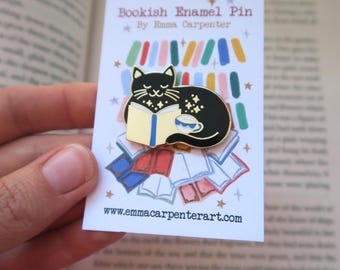 Black Cat Bookish Pin / Book Cat Enamel Pin / Gift For Readers / Gift For Cat Lovers