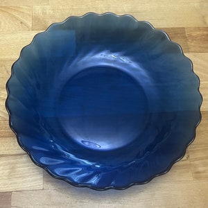 Vintage Arcoroc Colbalt Blue Clearbrook 8&quot; Bowl Made in France