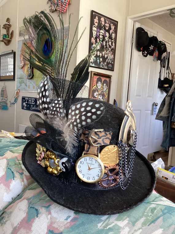 Mini Steampunk Unique Top Hat W/feathers and Watch & Decor  display picture 2