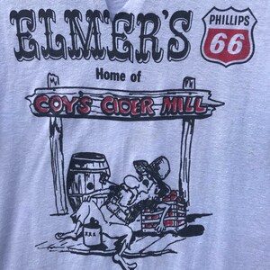 80s ELMERS PHILLIPS 66 Shirt / Vintage Elmers Phillips 66 Gas Station Home of Coys Cider Mill Souvenir Tee Size MEDIUM image 4