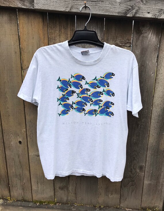 90s HILTON HEAD Souvenir T Shirt / Retro Summer Beach Fishing