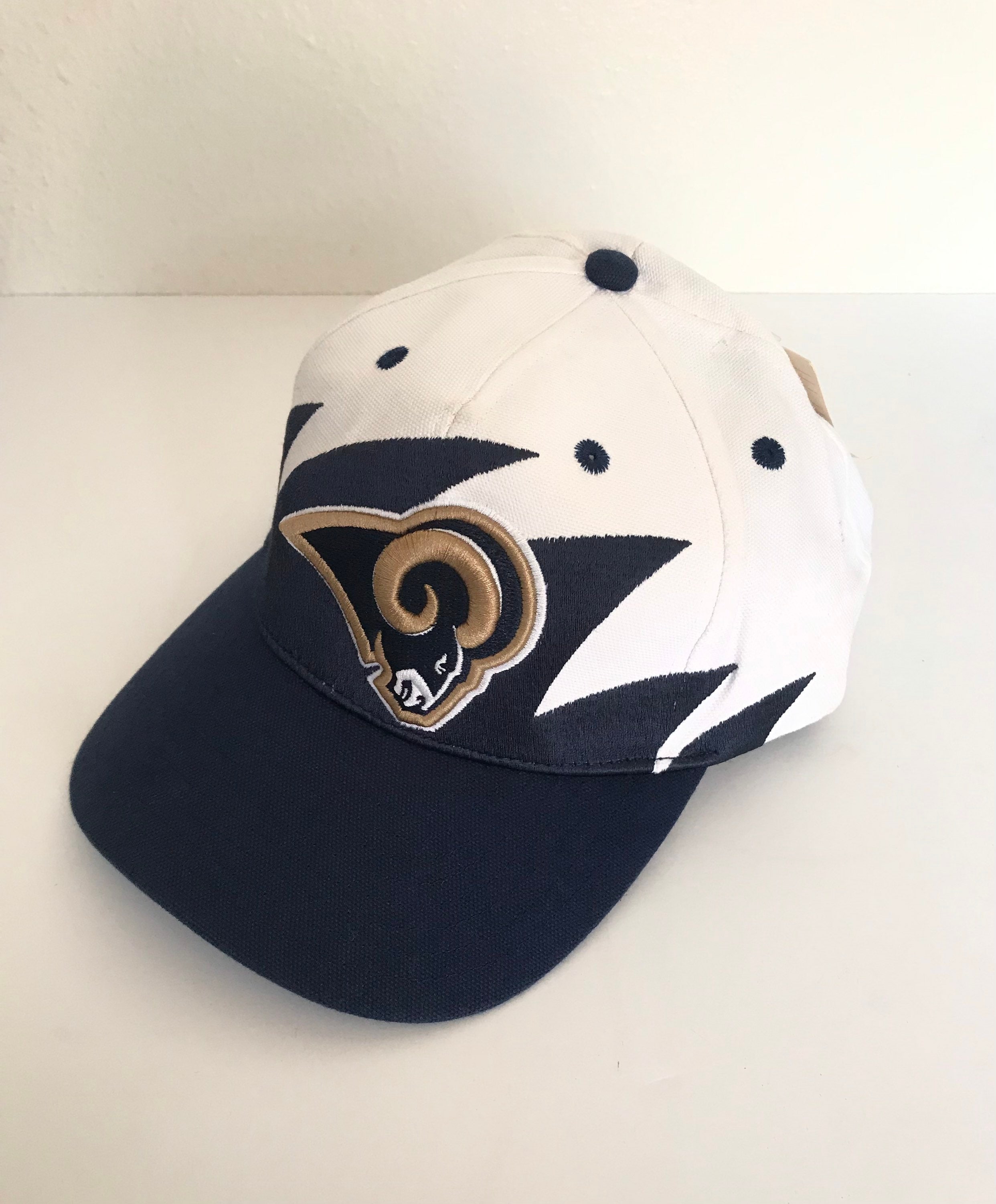 Deadstock RAMS Hat / Never Worn Vintage NFL Football St Louis 