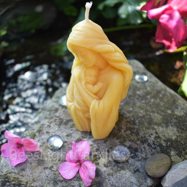 Mother with Child BEESWAX Candle / 100% All Natural Pure Bees Wax / Woman holding Baby / Lady / Girl Infant / Nursing / Newborn / Boy / Girl