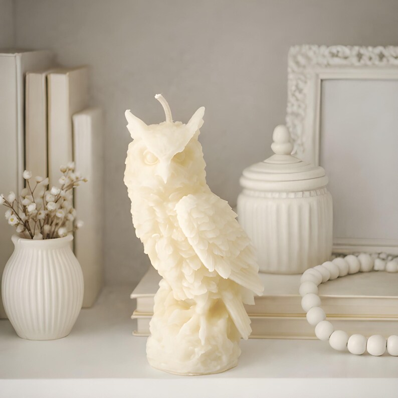 BeesLightCandles Owl Beeswax Candle - Thumbnail 3