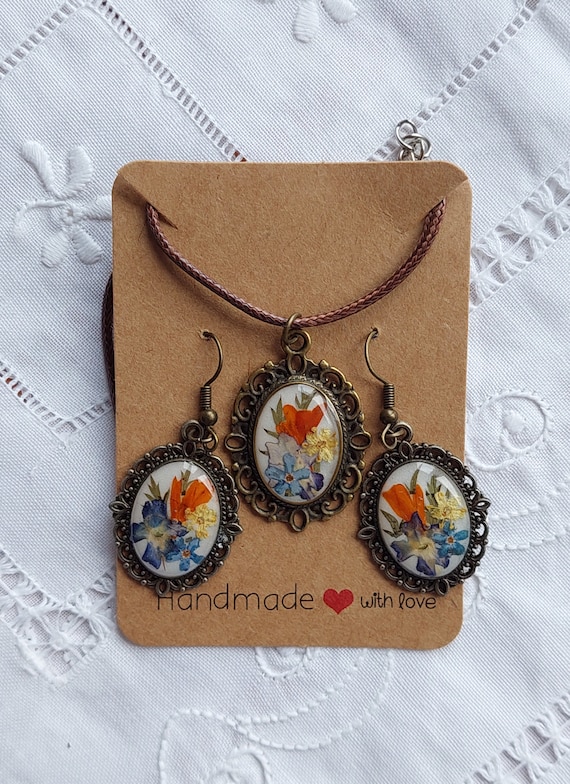 Parure Bijou Fleur Pressée Blanche - Collier Pendentif Et Boucles D'oreilles - Résine Et Vraies Fleurs