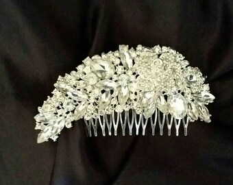 STUNNING SPARKLING SWARVOSKI  Silver Wedding Hair Comb Butterfly Bridal Hair Bridal Head piece Wedding Access Gift Silver Hair Comb Headress
