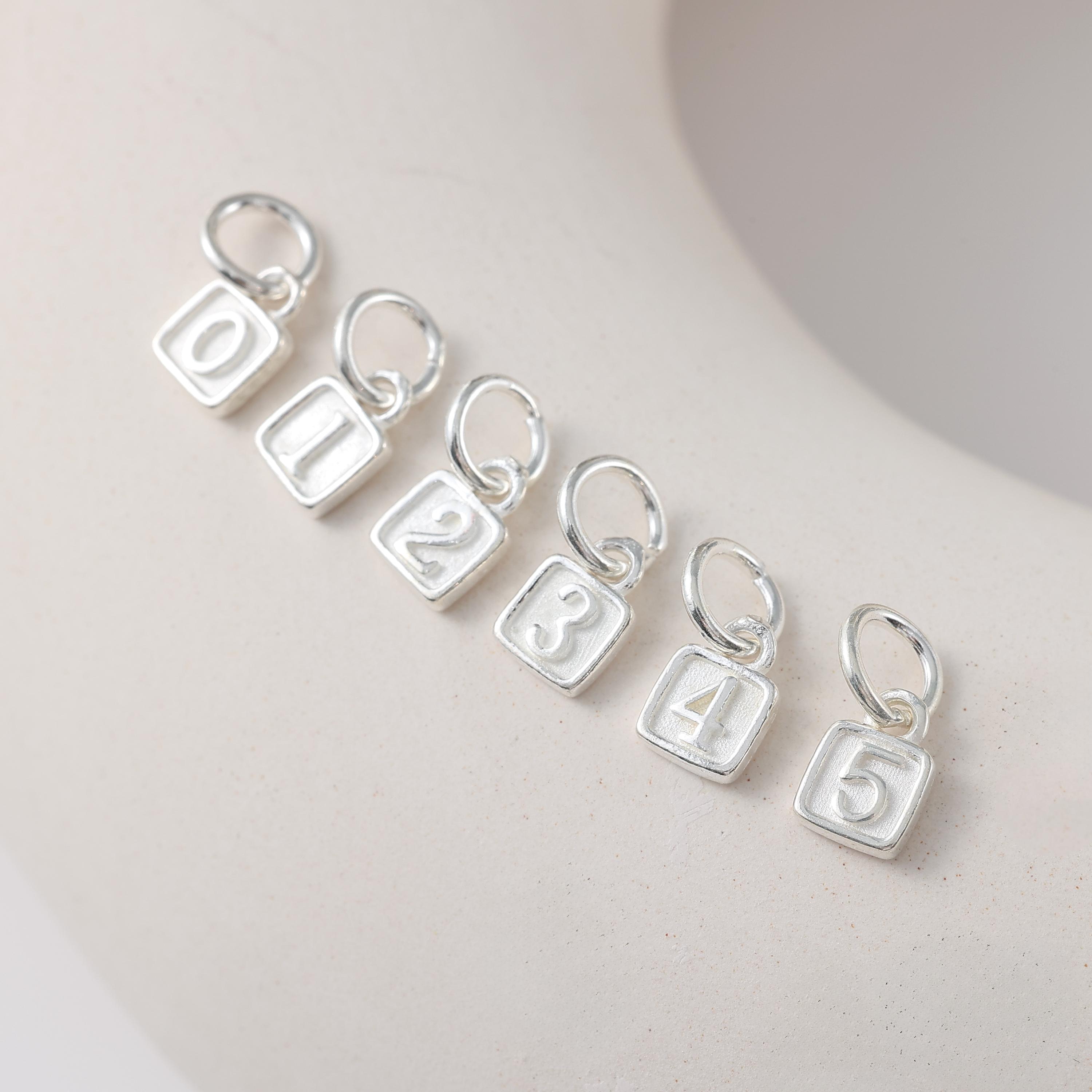Pandora number 7 charm - Etsy 日本