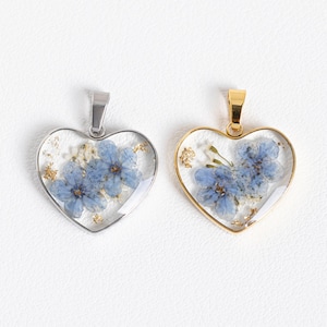 Flower Pendant, Real Forget Me Not Flower Pendant, Heart Charm, Heart Flower Charm, Forget Me Not Pressed Flowers Charm, Blue Flower Charm