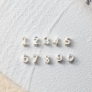 Sterling Silber Zahlenperlen: Numerische 3D-Anhänger für Schmuck