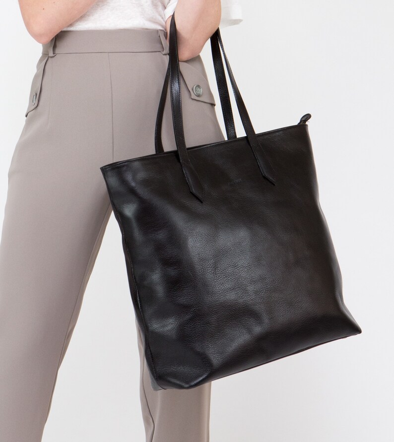 large black tote bag with zipper