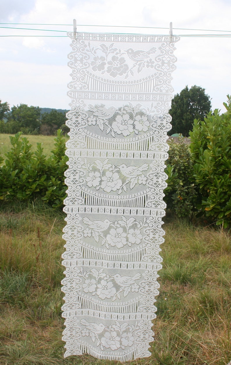 Vintage veiling Design Birds Curtain panel Floral Garden Home d\u00e9cor. White curtain festooned French lace curtain