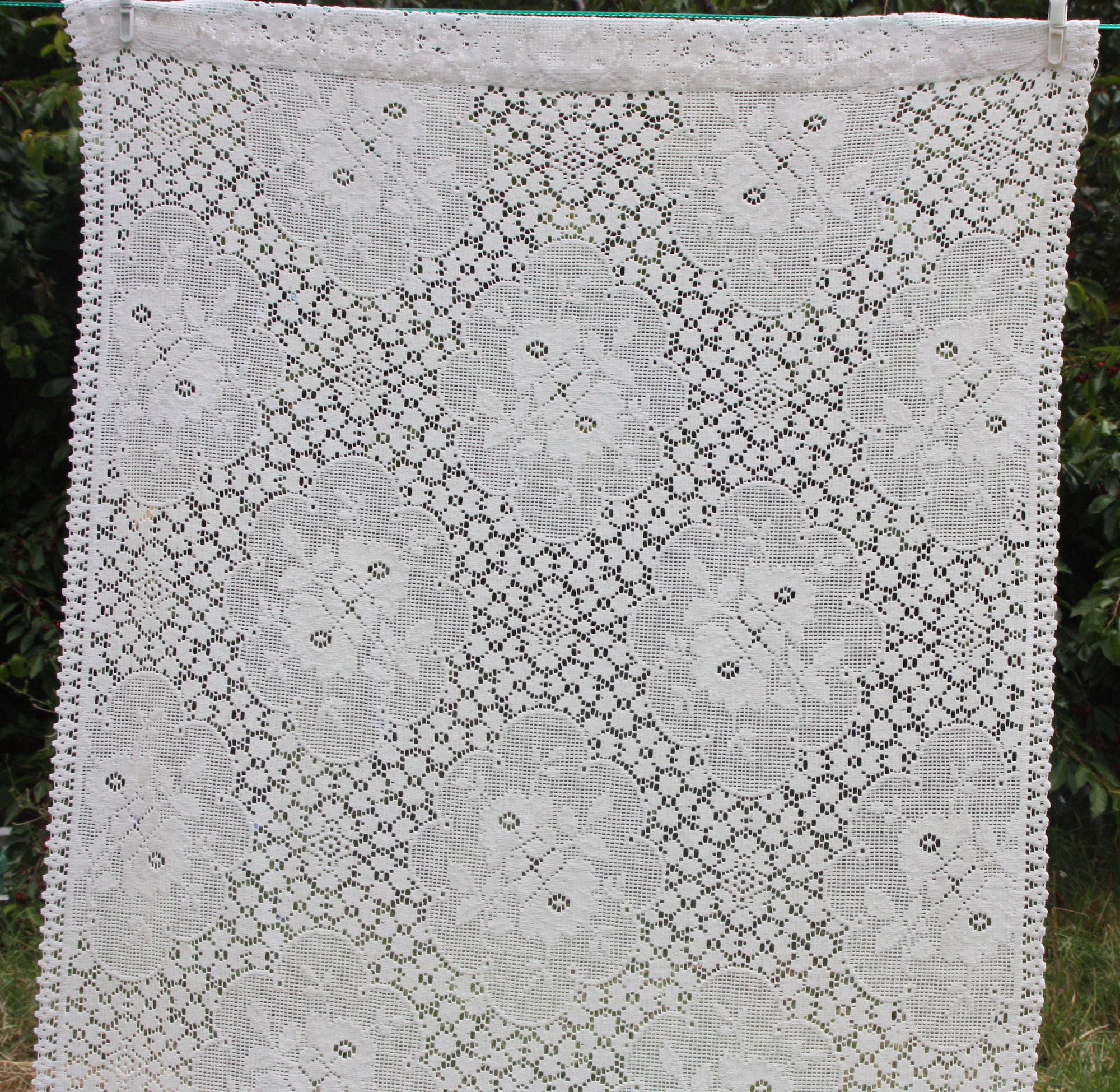 Rideau de Dentelle Française Vintage. Ancien Rideau Blanc Floral avec Des Roses. Voilage Vintage. Sh