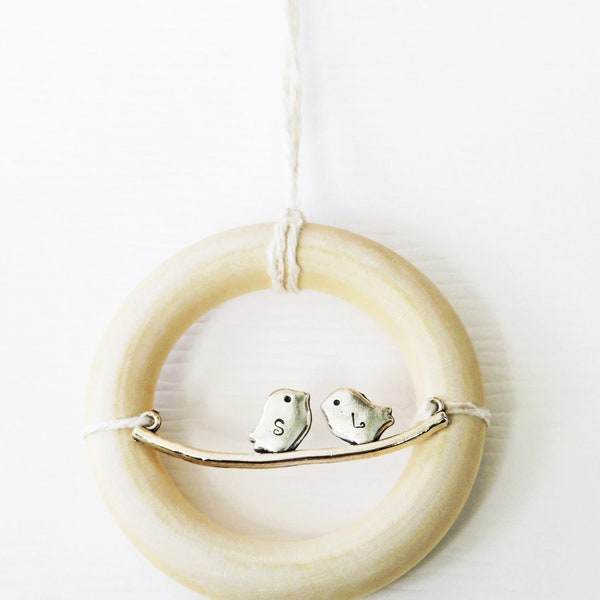 Cadeau personnalisé d'anniversaire de tourtereau - Décoration d'anniversaire de mariage en argent personnalisée - Bois et soie