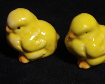 Vintage Baby Chicks S & P, Salt and Pepper Shaker Set, Chicken Lovers