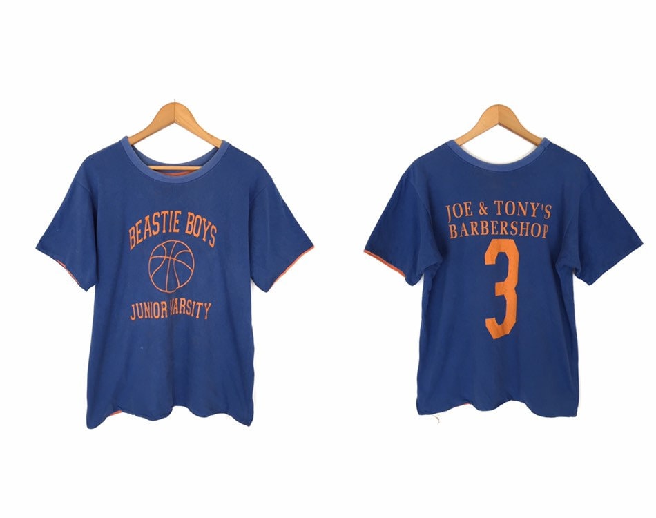 BEASTIE BOYS JUNIOR VARSITY Tシャツ Beastie Boys 80's Varsity T Shirt - Etsy