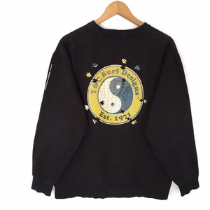 Rare!! T&C Surf Design Spellout Pullover Jumper Sweatshirt Surfwear Surfboards Style Hawaii Beach Islands