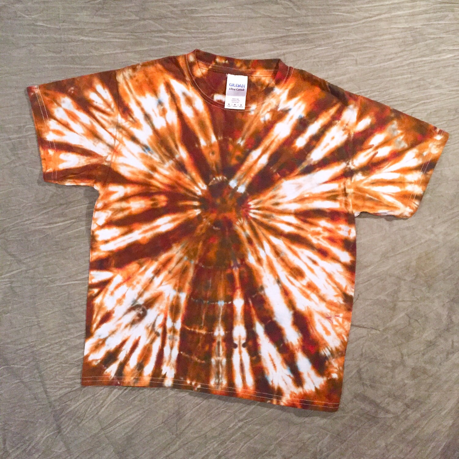 can you tie dye a shirt with a picture on it