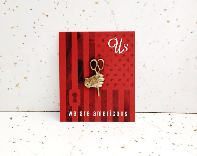 US Movie Sculpted Brass Pin